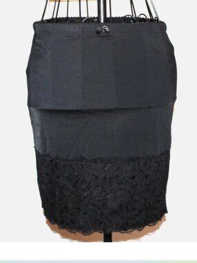 Smooth Form Shapewear Black Nylon Spandex Half Slip with Lace Trim L Bow Accent